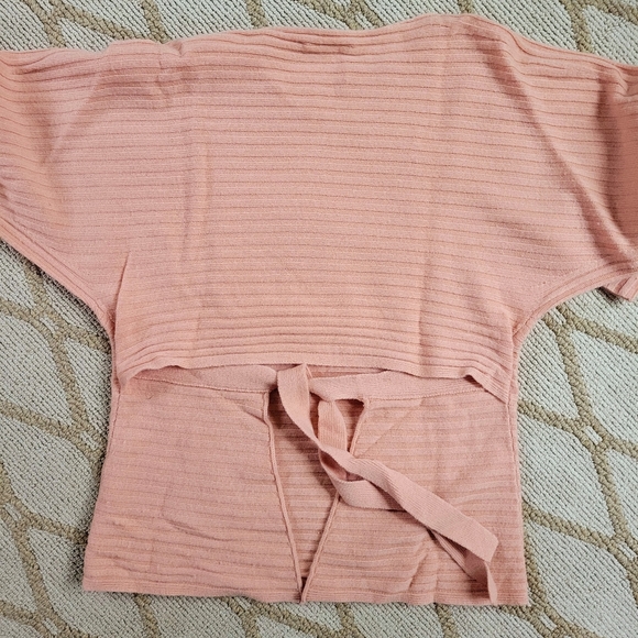 Vince cashmere blend sweater with gorgeous back detail - Sz M - Picture 2 of 6